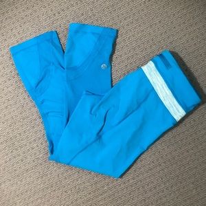 ♦️ Pace Rival Crop Blue Lululemon Yoga pants